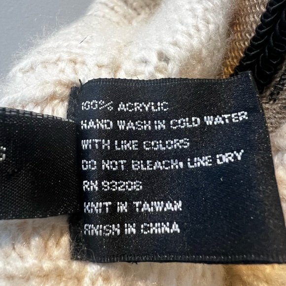 Off White Poncho originally purchased from Barney’s NY - Picture 5 of 5